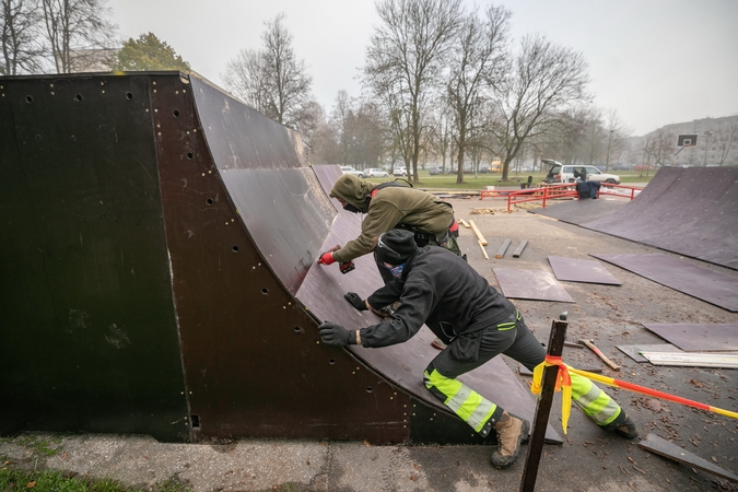 Sostinėje bus atnaujinti dar du riedutininkų parkai  