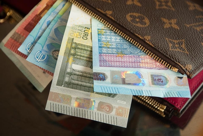 Beveik 1 mln. gyventojų jau deklaravo savo pajamas