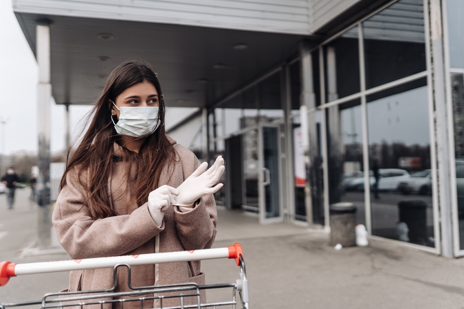 Premjerė: veikiančių prekybos tinklų raginimai atvykti apsipirkti pandemijos metu – neetiški