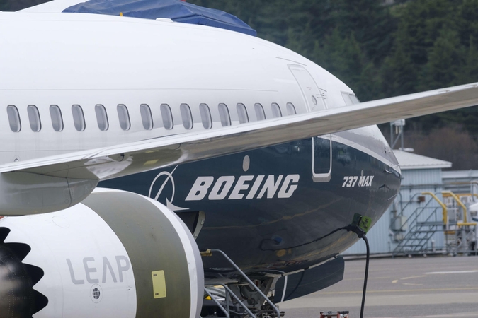 „Boeing“ supažindins oro linijų atstovus su „737 MAX“ lėktuvų įrangos atnaujinimais