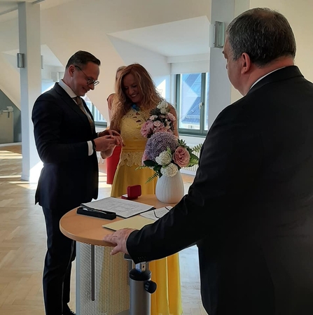 Ž. Pavilionis Berlyne vedė bendraklasę, santuokos liudininkas – A. Merkel patarėjas