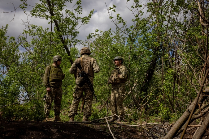 Ukrainos kariuomenė: virš 20 tūkst. rusų karių bando šturmuoti Časiv Jarą ir jo apylinkes