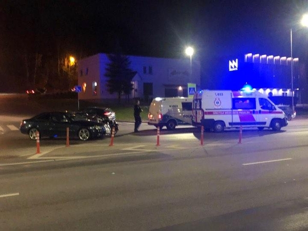 Per avariją Jonavos gatvėje sužalotas motociklininkas