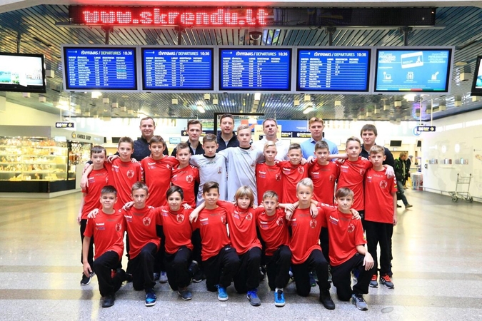 Futbolo talentus išlydėjo ir garsenybės
