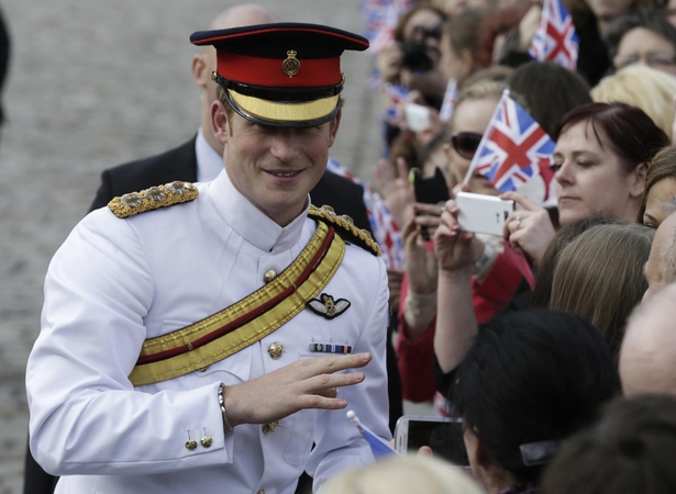 Britų princas Harry padėkojo estams už tarnybą misijoje Afganistane