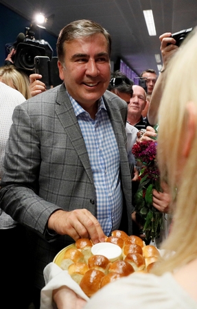 M. Saakašvilį Ukrainoje pasitiko su duona ir druska
