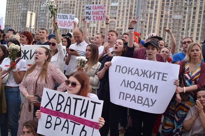 Baltarusijoje tęsiantis protestams A. Lukašenka atsisako atsistatydinti