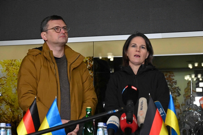 Dmytro Kuleba ir Annalena Baerbock
