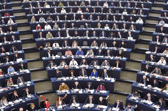 EP pasmerkė susidorojimą su protestuotojais Rusijoje ir Baltarusijoje