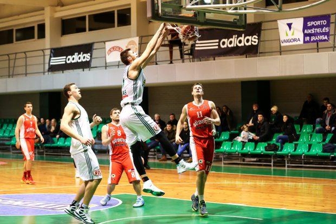 LKF Mažosios taurės finale „Žalgiris-2“ įgijo 9 taškų pranašumą