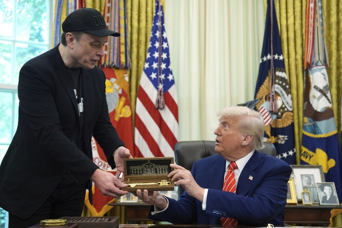 Elonas Muskas ir Donaldas Trumpas