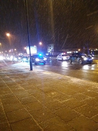 Šilutės plente automobilis partrenkė du žmones, jie išvežti į ligoninę