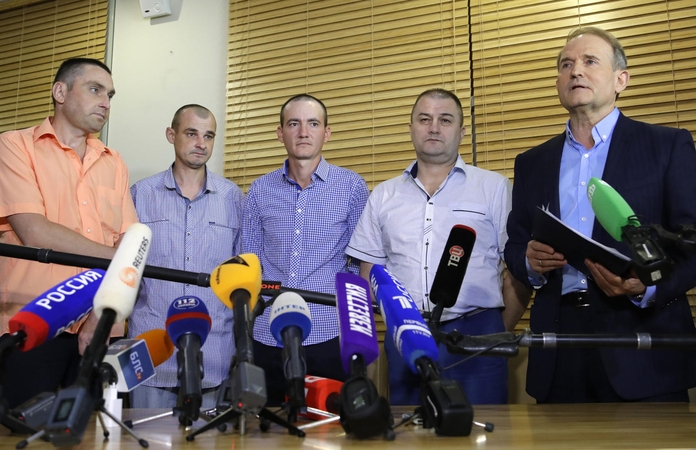 Rytų Ukrainos separatistai paleido keturis belaisvius ukrainiečius