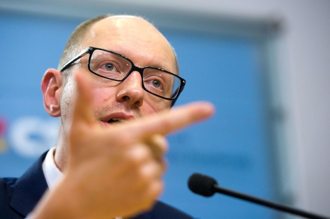 Ukrainos premjeras ragina prorusiškus aktyvistus Donecke atiduoti ginklus