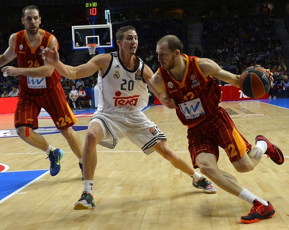 "Real" ir be J. Mačiulio pagalbos įveikė "Galatasaray"ekipą