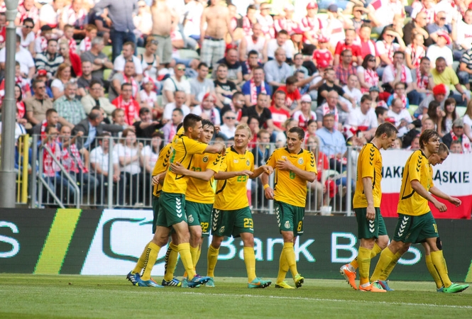 Gdanske Lietuvos futbolo rinktinė pralaimėjo Lenkijai