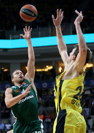 „Panathinaikos“ su L. Lekavičiumi krito Stambule