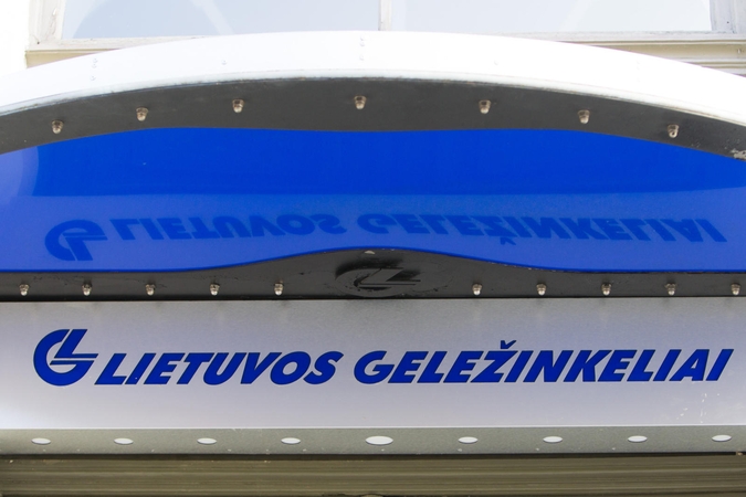 „Lietuvos geležinkelių“ sandorius su Čekijos koncernu lydėjo šešėliniai milijonai 