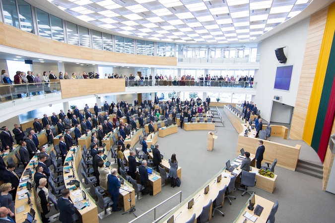 Seimas nustatė kadencijas biudžetinių įstaigų vadovams, bet nusprendė jų neriboti