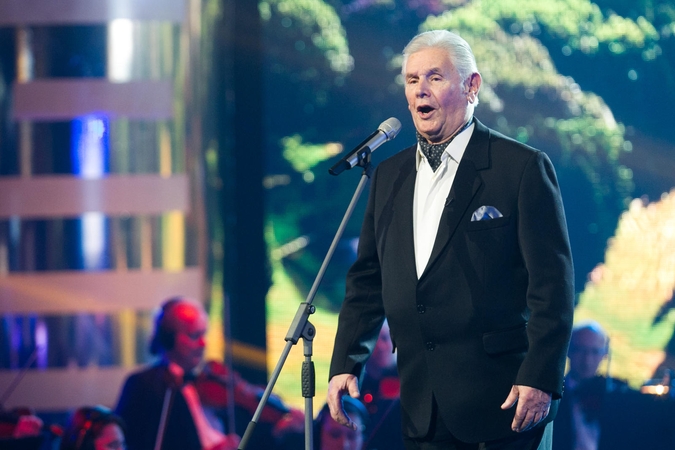 „Auksinio balso“ scenoje – 86-erių metų svajotojas   