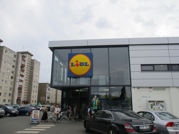 „Lidl“ neprekiaus alkoholiu per mokslo metų pradžios šventę 