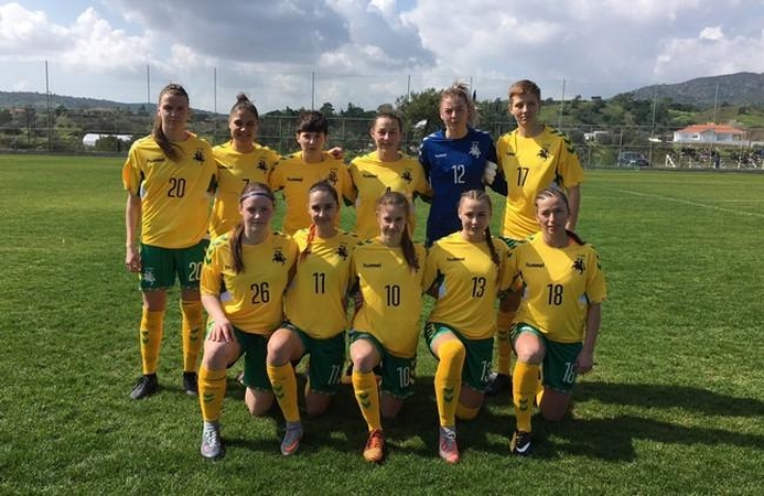 Lietuvos moterų futbolo rinktinė pralaimėjo Kiprui