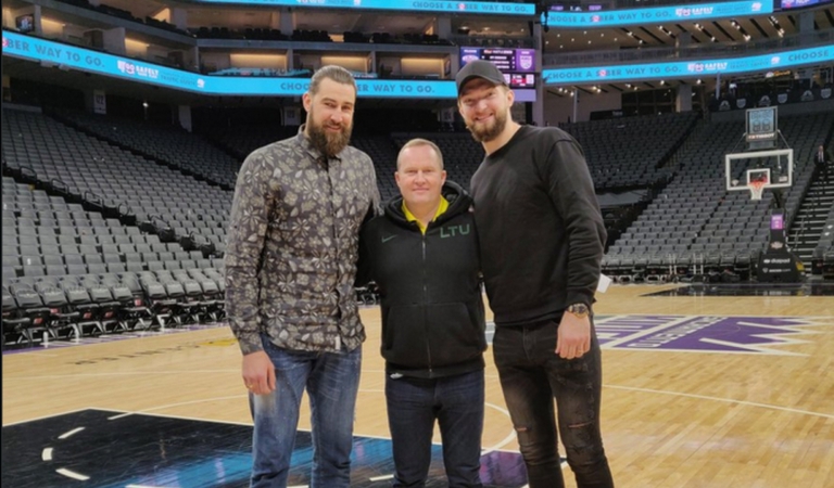 Jonas Valančiūnas, Kazys Maksvytis ir Domantas Sabonis