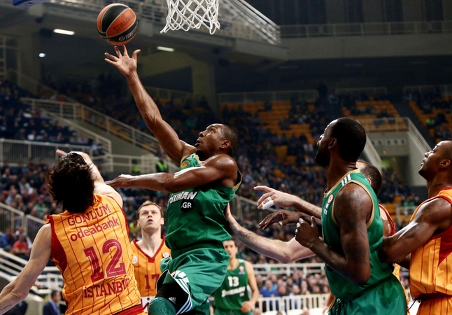 "Panathinaikos" patiesė "Galatasaray" komandą