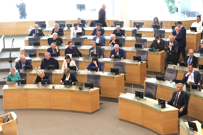 Seimo nariai šiais metais jau panaudojo 85 proc. komandiruotėms skirtų lėšų