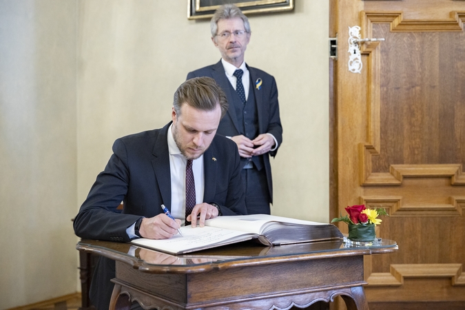 G. Landsbergis Prahoje aptarė NATO rytinio flango saugumo stiprinimo priemones ir paramą Ukrainai