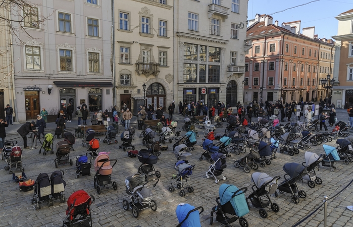 Lvive – akcija žuvusiems Ukrainos vaikams atminti