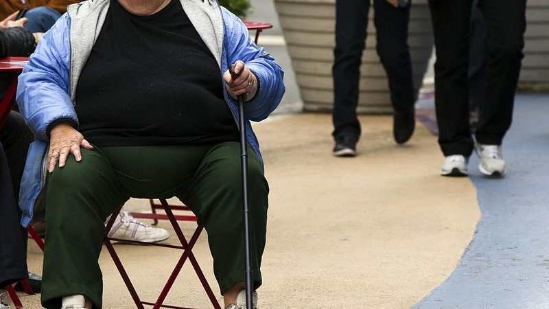 Vartojate alkoholį – nesistebėkite, kad nepavyksta atsikratyti papildomų kilogramų