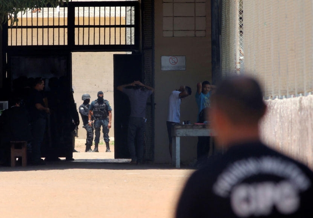 Brazilijoje per kalėjime kilusį maištą žuvo mažiausiai 60 žmonių