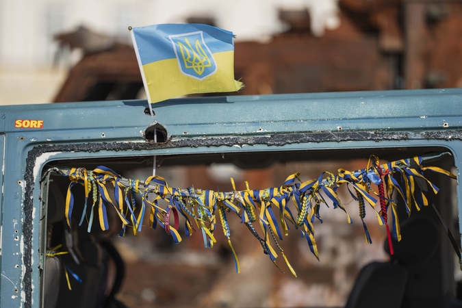 Trumpas pažadėjo Ukrainai padėti gauti daugiau oro gynybos įrangos iš Europos