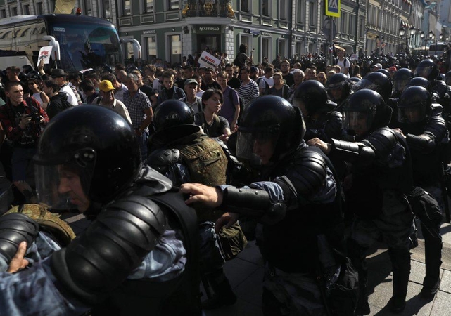 Rusijos opozicija vėl surengs protestą, nepaisydama spaudimo