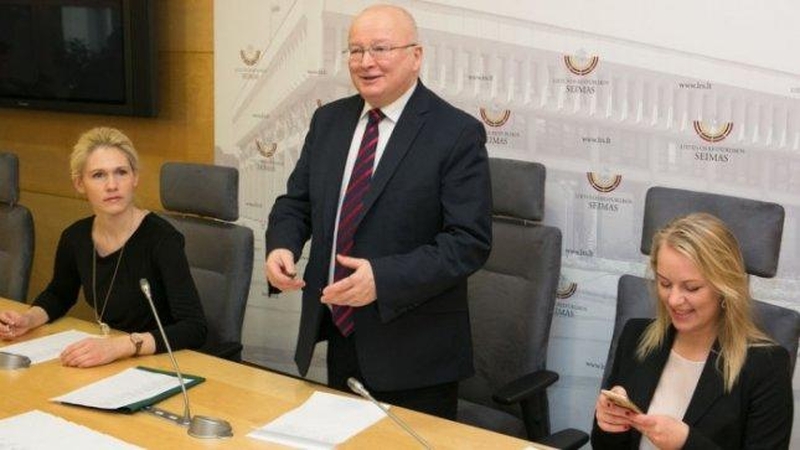 Viešųjų ryšių ekspertas: sena ir užrūgusi VRK būtų netoleruojama Vakaruose
