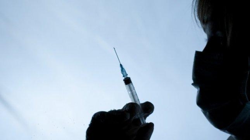 Lietuvą pasiekus meningokoko vakcinai, medicinos įstaigos jos neskuba užsakyti 