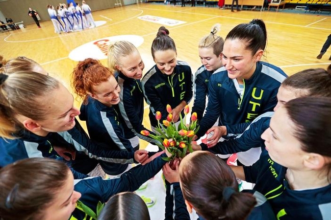 M. Solopovos vedama "Utena" neturėjo vargo su "Hoptrans-Sirenomis"