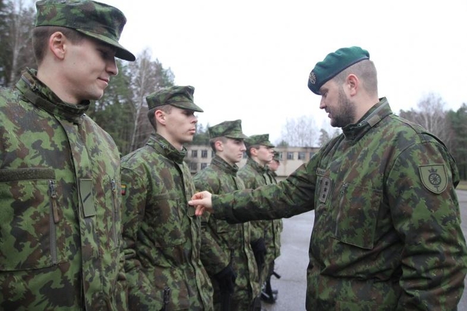 Tauragėje išlydima 400 tarnybą baigusių šauktinių