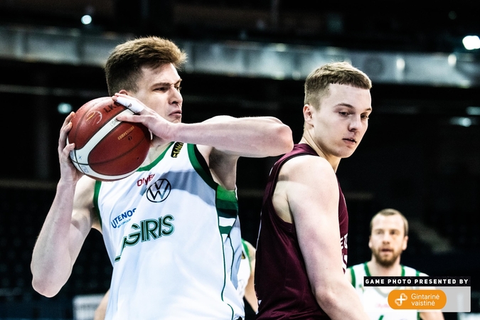 „Žalgiris“ svečiuose susitvarkė su „Lietkabelio“ krepšininkais
