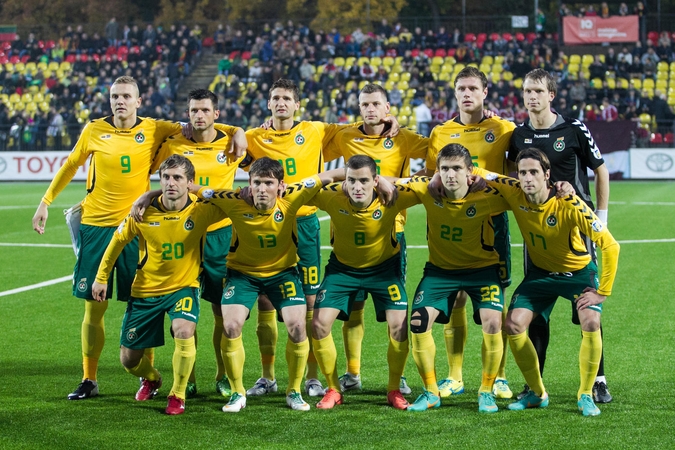 Lietuvos futbolo rinktinė atrankos ciklą pradės patikrinta sudėtimi 