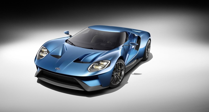 „Ford“ Ženevos parodai nepagailėjo aštresnių prieskonių