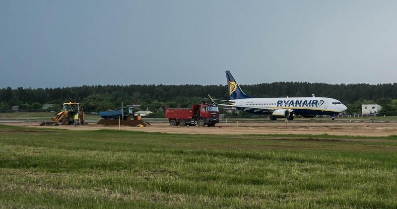 Vilniaus oro uostas intensyviai ruošiasi tako rekonstrukcijai