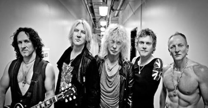 „Siemens“ areną drebins roko dievai „Def Leppard“