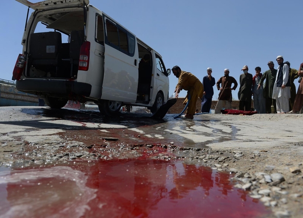 Afganistane per bombos sprogimą žuvo 89 žmonės (atnaujinta)