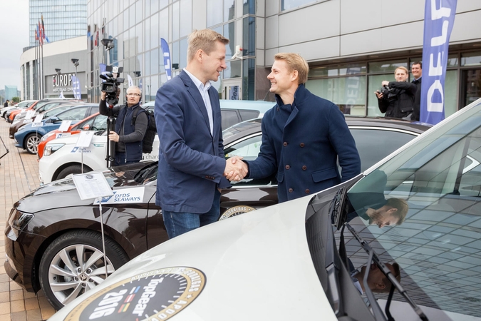 Sostinės meras „TOP GEAR apdovanojimų 2016“ dalyvius išlydėjo į Taliną