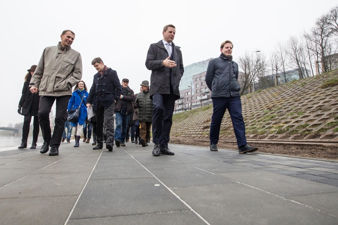 Neries krantinės tvarkymo darbai įsibėgėjo