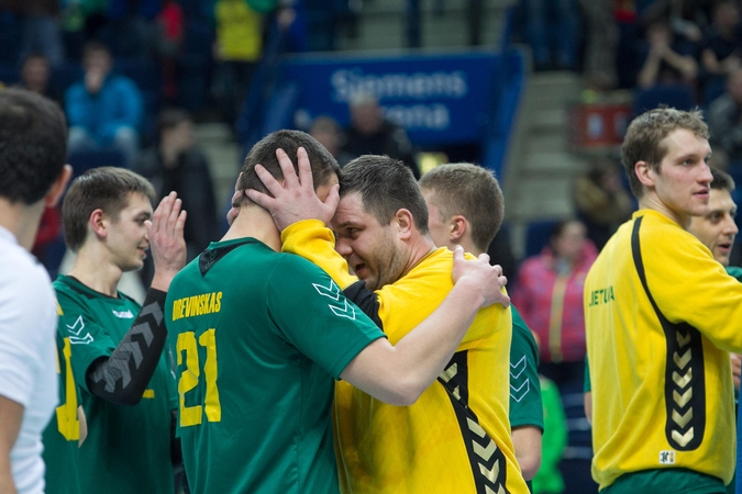 Pasaulio rankinio čempionato atrankos grupės varžybas lietuviai baigė pergale