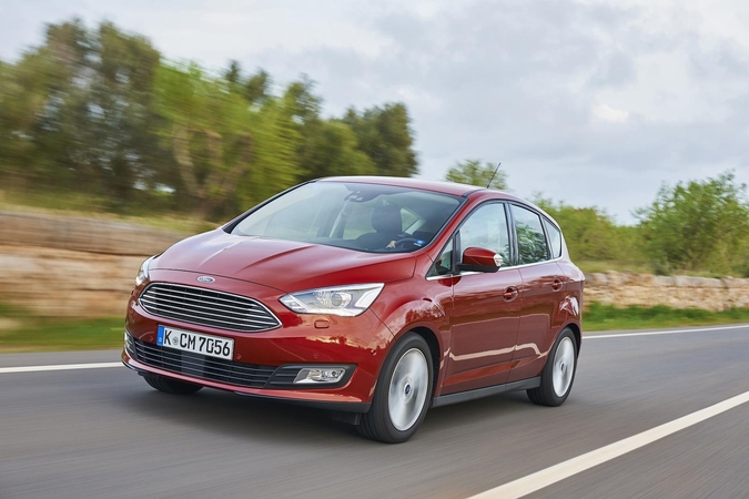 Šeimos numylėtinis „Ford C-MAX“ atjaunėjo