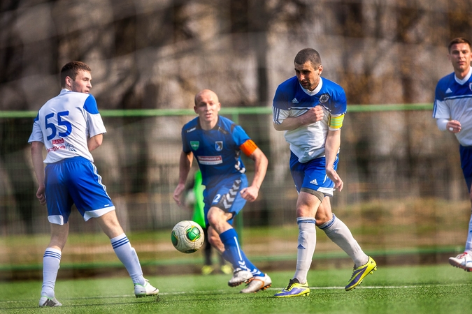 Startavo Lietuvos futbolo federacijos pirmosios lygos pirmenybės
